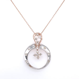 Round Shape Diamond Pendant Facet Junction