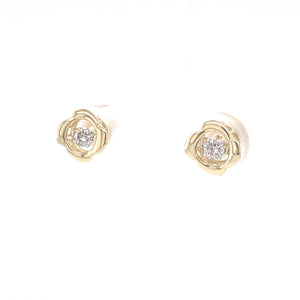 Scintillio Flower Diamond Earrings Facet Junction